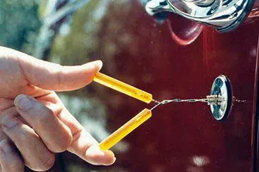 Community Locksmith Store Park Ridge, IL 847-713-5688 - broken-key-extraction